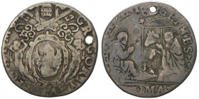 Gregorio XIII 1572-1585
Testone da 3 Giuli, Roma, AG 7.54 g.
Ref : MIR 1121/1 (R2), Munt 36, Berman 1154
Conservation : B. Monnaie trouée.