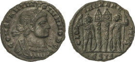 1/2 Centenional. 317-337 d.C. CONSTANTINO II. SISCIA. Anv.: CONSTANTINVS IVN NOB C. Busto laureado y acorazado a derecha. Rev.: GLORIA EXERCITVS. En e...