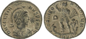 Centenional. 378-383 d.C. GRACIANO. Anv.: D N GRATIANVS PF AVG. Busto con yelmo a derecha sosteniendo lanza y escudo. Rev.: GLORIA ROMANORVM. Emperado...
