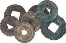 Lote 7 monedas Bang Liang, Wu Zhu y Cash. AE. A EXAMINAR. Hartill-7.17, 8.8, 16.16, 16.442, 16.486, 20.296. MBC- a MBC+.