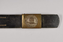 Koppelschlösser und Feldbinden 1870-1945
 Stahlhelmbund, Kasten-Koppelschloss mit Schriftzug "Front Heil", Messing, Auflage Neusilber gelötet, am sch...