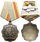 Ausländische Orden und Ehrenzeichen nach 1871
 UdSSR, Orden des Arbeitsruhms, 3. Klasse, Silber, teilweise vergoldet, emailliert, rückseitig mit Hers...