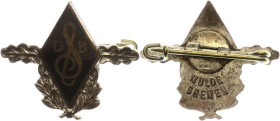 Kleinabzeichen, Mitgliedsnadeln 1871-1945
 Deutscher Sängerbund (DSV), Silberne Ehrennadel, 2. Form, Hüs. 6712d, Zustand 2.

German singer federati...