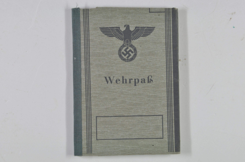 Ausweise, Mitgliedsbücher und Mitgliedskarten
 Wehrmacht, Wehrpass, blanko, ohn...