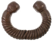Varia
 Schwere Kupfermanille aus groben Spiralrillen und mit Knaufenden, 1.188 g, vermutlich spätes 19. oder frühes 20. Jahrhundert, alter Materialri...
