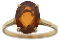 Ringe mit Steinbesatz
 Farbsteinring, 18 K Gold, oval geschliffener orange-roter Spinell, RW 54, ca. 2,54g.

Colour stone ring, 18 K Gold, oval abr...