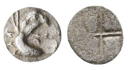 IONIA. Teos. Tetartemorion (Circa 475-450 BC).
Obv: Head of griffin right.
Rev: Quadripartite incuse square.
SNG Kayhan 603.
Condition: VF.
Weigh...