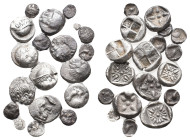 19 GREEK SILVER COIN LOT (35)
See picture.No return.