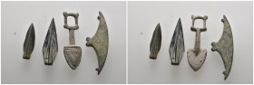 4 ANCIENT OBJECT LOT (13)
See picture.No return.