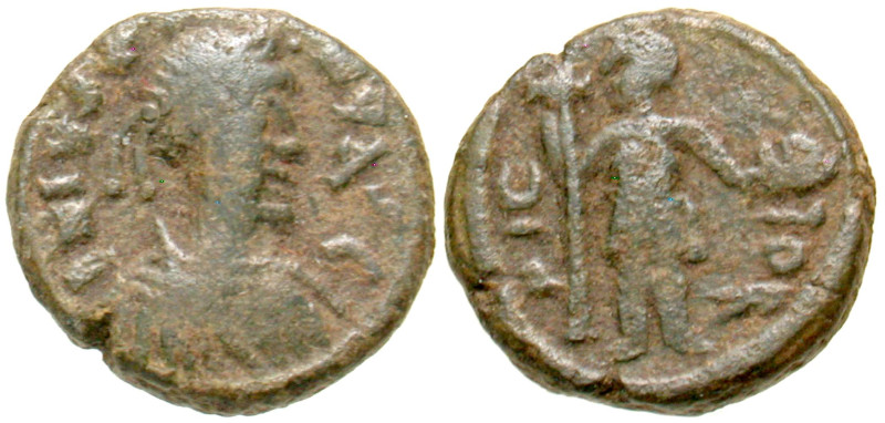 "Justinian I. 527-565. AE Pentanummium (13 mm, 2.15 g, 6 h). Cherson mint. Diade...