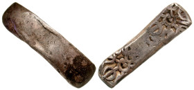 "Gandhara. Maha Janapada. 500-300 B.C. AR "Bent Bar' satamana (38.9 mm, 11.30 g). Taxila mint. 2 six-petalled flowers at each end / Blank. Mitchener A...