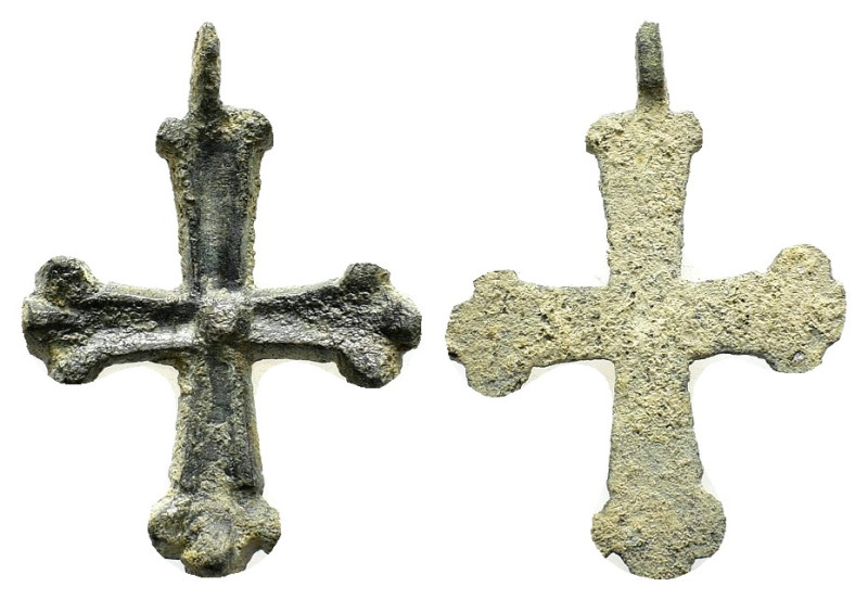 BYZANTINE EMPIRE.Bronze Cross.(8th-10th century).Ae.

Condition : Good very fine...