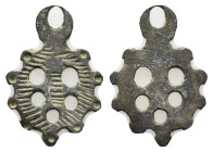 ANCIENT ROMAN BRONZE PENDANT.(1st-2nd century).Ae.

Condition : Good very fine.

Weight : 3.6 gr
Diameter : 34 mm