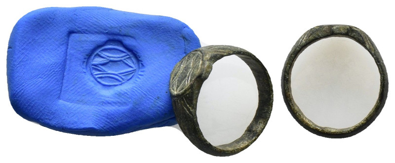 ANCIENT ROMAN BRONZE RING.(3rd–4th centuries).Ae.

Condition : Good very fine.

...