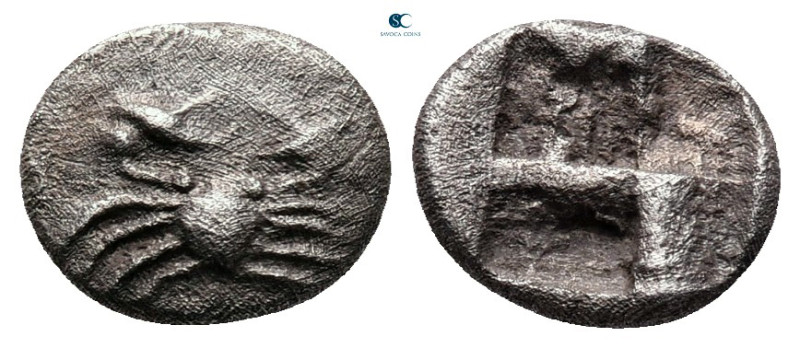 Islands off Caria. Kos circa 500-480 BC. 
Hemiobol AR

9 mm, 0,59 g

Crab /...