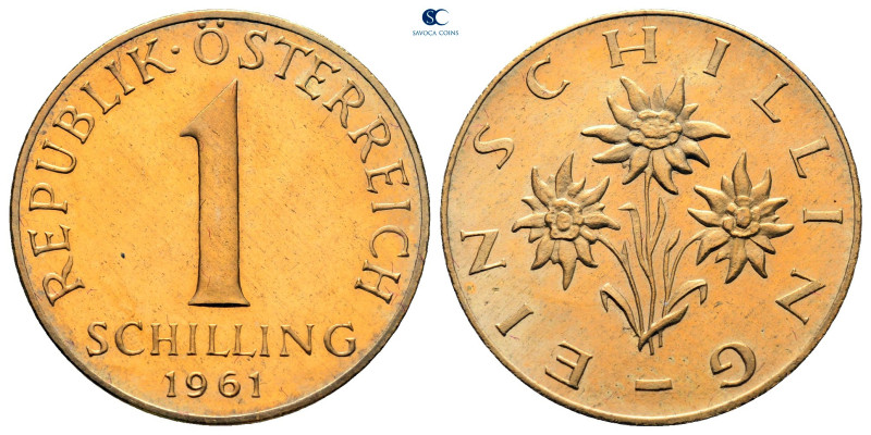 Austria. AD 1961.
1 Schilling

22 mm, 4,17 g

REPUBLIK ÖSTERREICH 1 SCHILLI...