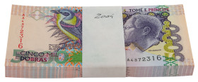 SAINT THOMAS & PRINCE, Banco Central de S.Tome E Principe, 100x 5000 Dobras 26.08.2004.
I
Pick 65