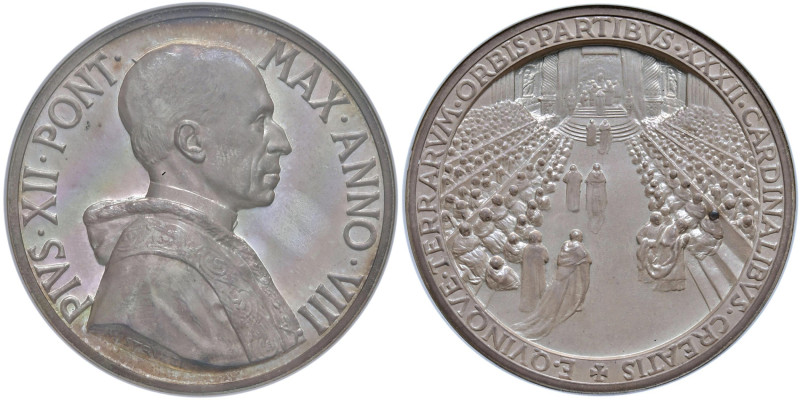 Pio XII (1939-1958) Medaglia an. VIII (1946) - Rinaldi 140 AG In slab NGC n. 579...