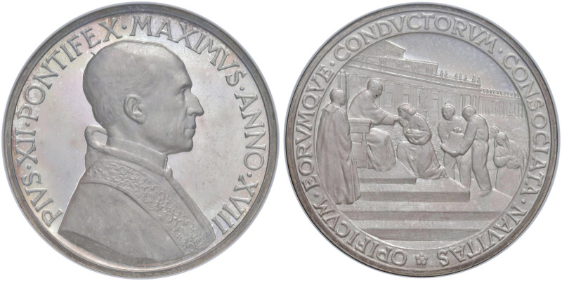 Pio XII (1939-1958) Medaglia an. XVIII (1956) - Rinaldi 150 AG In slab NGC n. 57...