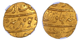 India Mughal Empire AH1109//42, 1 MOHUR, Aurangzeb Surat.

Graded AU 55 by NGC. Lustrous yellow/gold surfaces.

(11.05g)