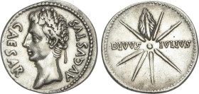 Roman Coins
Denario. 19-18 a.C. AUGUSTO. Anv.: CAESAR AUGUSTA. Busto a izquierda. Rev.: DIVVS - IVLIVS. Cometa de ocho rayos. 3,66 grs. AR. (Limpiada...