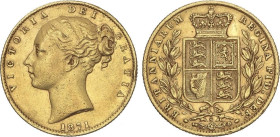 World Coins
Sovereign. 1871-S. VICTORIA. SYDNEY. 7,94 grs. AU. (Golpecito en canto). Fr-11; KM-6. MBC.
