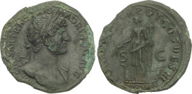 Roman Coins
Sestercio. 118 d.C. ADRIANO. Anv.: IMP. CAESAR TRAIANVS HADRIANVS AVG. Busto laureado a derecha con hombro izquierdo drapeado. Rev.: PONT...