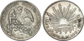 World Coins
8 Reales. 1894. CUALICAN. A.M. 27,36 grs. AR. (Oxidaciones y restos de soldadura limpiadas). KM-377.3. MBC.