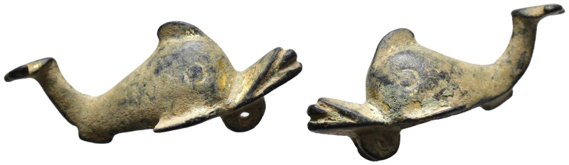 Weight 17.01 gr - Diameter 50 mm ANCIENT BRONZE DOLPHIN FIBULA. SOLD AS SEEN.