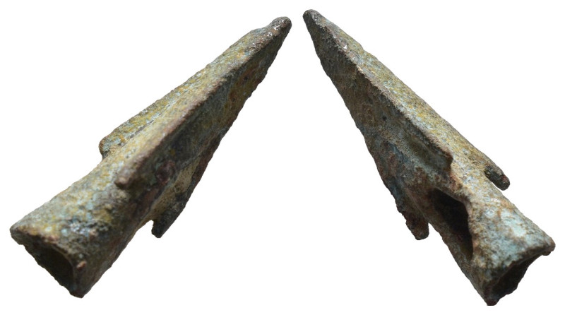 Weight 1.79 gr - Diameter 24 mm Ancient Bronze Arrowhead. SOLD AS SEEN.