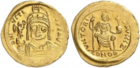 BYZANTINE EMPIRE. Justinus II, 565-578. Solidus 567-578, Ravenna. Officina Z. D N I -VSTI -NVS PP AVG Helmeted, cuirassed bust facing, holding in righ...