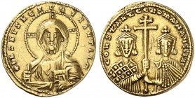 BYZANTINE EMPIRE. Constantinus VII, 913-959, with Romanus II, 945-959. Solidus 945/959, Constantinople. +IhS XPS RЄX RЄGNANTIЧm Bust of Christ Pantokr...