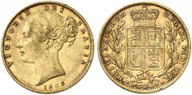 GROSSBRITANNIEN. Königreich. Victoria, 1837-1901. Sovereign 1863, London. Young head. Die number 827 on truncation. 7.94 g. Seaby 3852 F. Fr. 387 h. S...