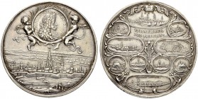 RDR / ÖSTERREICH. Leopold I. 1657-1705. Silbermedaille 1686. Auf die Siege des Jahres. Stempel von L. G. Lauffer und G. Hautsch, Nürnberg. Brustbild d...