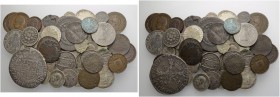 GEMISCHTES LOT. Diverse Münzen. Partie von vornehmlich Kleinmmünzen verschiedener Länder, dabei: Ceylon (5 Stück) Frankreich (4 Stück), Grossbritannie...
