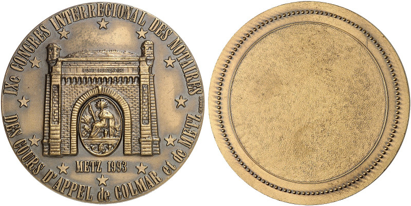STÄDTE IN LOTHRINGEN. Metz 
Einseitige Bronzemedaille 1993 (unsigniert, 70,5 mm...