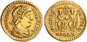 RÖMISCHE MÜNZEN. RÖMISCHE KAISERZEIT. Valentinianus I., 364 - 375. 
Solidus, Trier. Rev. Victoria über zwei thronenden Kaisern.
RIC 17b; C. 43 var. ...