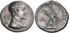 Ptolemy V Epiphanes, 205 – 180. 
Tetradrachm, uncertain mint in Phoenicia circa 205-180, AR 13.94 g. Diademed and draped bust r. Rev. BΑΣΙΛΕΩΣ – ΠΤΟΛ...
