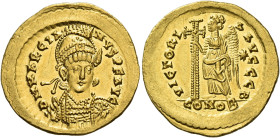 Marcian, 450 – 457. 
Solidus, Constantinople circa 450, AV 4.47 g. D N MARCIA – NVS P F AVG Helmeted, pearl-diademed and cuirassed bust three-quarter...
