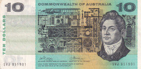 Australia, 10 Dollars, 1972, VF(+), p40d
There is a tear in the left border
Estimate: USD 20-40