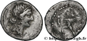JULIUS CAESAR
Type : Denier 
Date : 47-46 AC. 
Mint name / Town : Afrique 
Metal : silver 
Millesimal fineness : 950  ‰
Diameter : 17,5  mm
Orientatio...