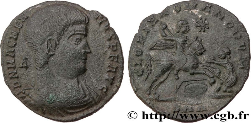 MAGNENTIUS
Type : Maiorina 
Date : mai - août 
Date : 350 
Mint name / Town : Ar...