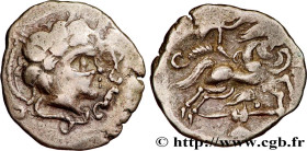 NAMNETES (Area of Nantes)
Type : Statère d'électrum à l'hippophore, à la croix 
Date : c. 80-50 AC. 
Mint name / Town : Nantes (44) 
Metal : electrum ...