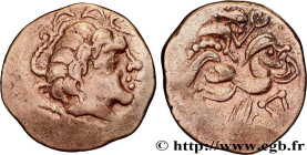 PICTONES (Area of Poitiers)
Type : Statère d’électrum à la main 
Date : Ier siècle avant J.-C. 
Mint name / Town : Poitiers (86) 
Metal : electrum 
Di...