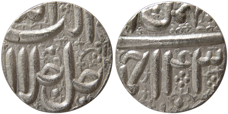 INDIA, Mughal. Akbar I. 1558-1605 AD. AR Rupee (11.32 gm; 20 mm). Ahmadabad mint...