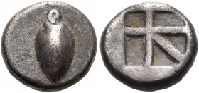 BOEOTIA. Orchomenos. Circa 500-480 BC. Obol (Silver, 8.5 mm, 1.01 g). Wheat grain with sprouting end upwards. Rev. Incuse square with Aeginetan skew p...