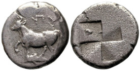 Greek
THRACE. Byzantion. (Circa 340-320 BC).
AR Siglos (17.9mm 4.85)
Obv: ΠΥ. Bull standing left on dolphin left.
Rev: Stippled quadripartite incu...