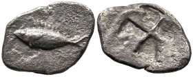 Greek
MYSIA. Kyzikos. (Circa 520-480 BC).
AR Hemiobol (10.9mm 0.43g)
Obv: Tunny fish swimming left.
Rev: Quadripartite incuse square.
Von Fritze,...