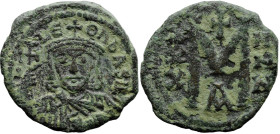 Byzantine
Leo V, the Armenian (813-820 AD). Constantinople
AE Follis (22.1mm 4.65g)
Obv: LEON bASIL, crowned and cuirassed bust facing with short b...