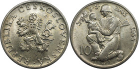 Europäische Münzen und Medaillen, Tschechoslowakei / Czechoslovakia. 10 Jahre Befreiung. 10 Kronen 1955. 12,0 g. 0.500 Silber. 0.19 OZ. KM 42. Stempel...